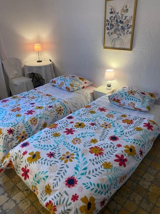 Grasse : Centre Ville Superbe Appartement 2 Chambres Exterior foto